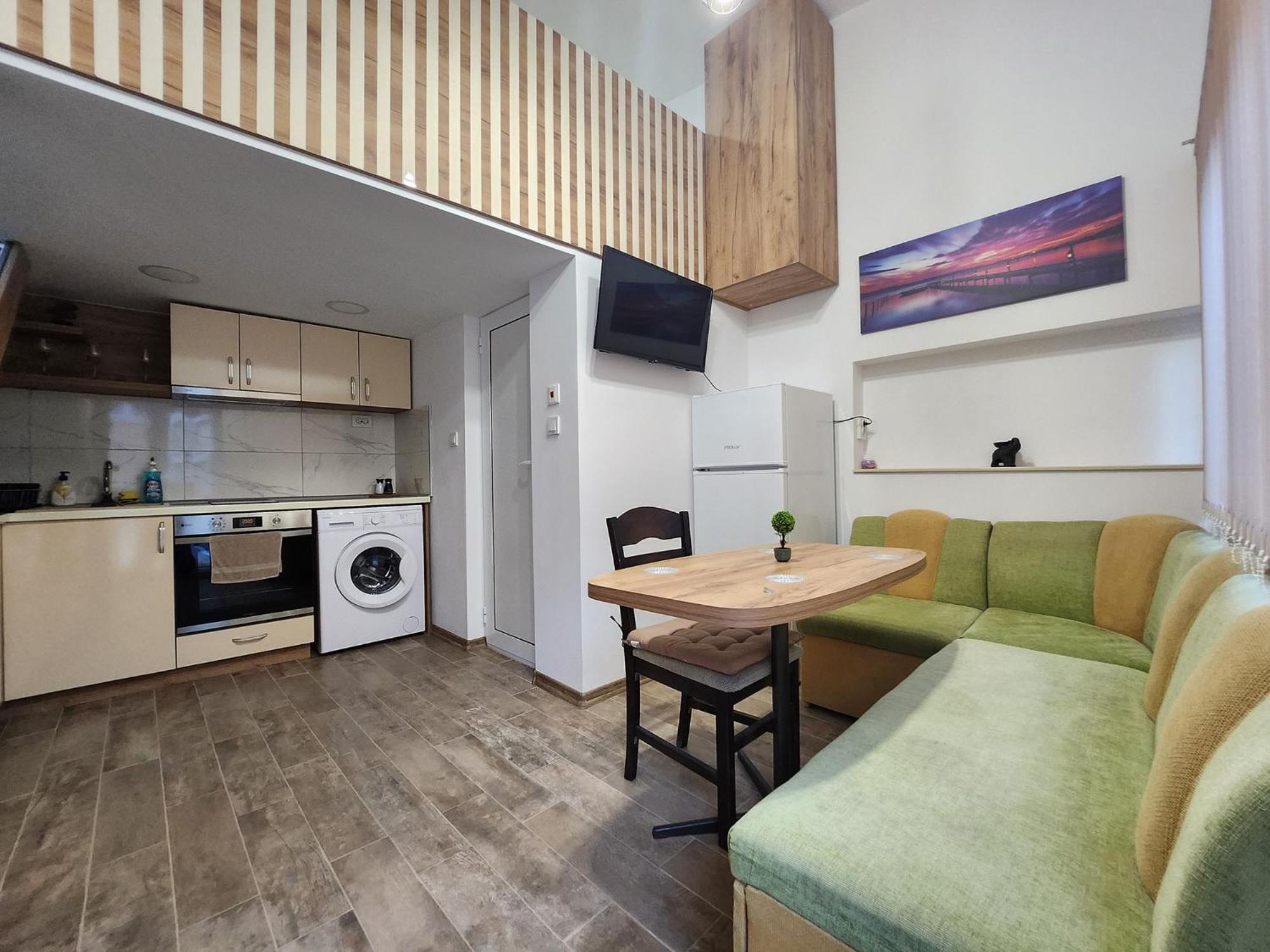 Cosy Apartment With A Sunny Balcony In فارنا المظهر الخارجي الصورة